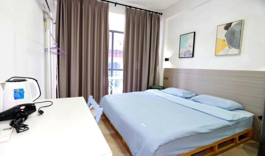 Showbiz Hostel Yangshuo Dış mekan fotoğraf