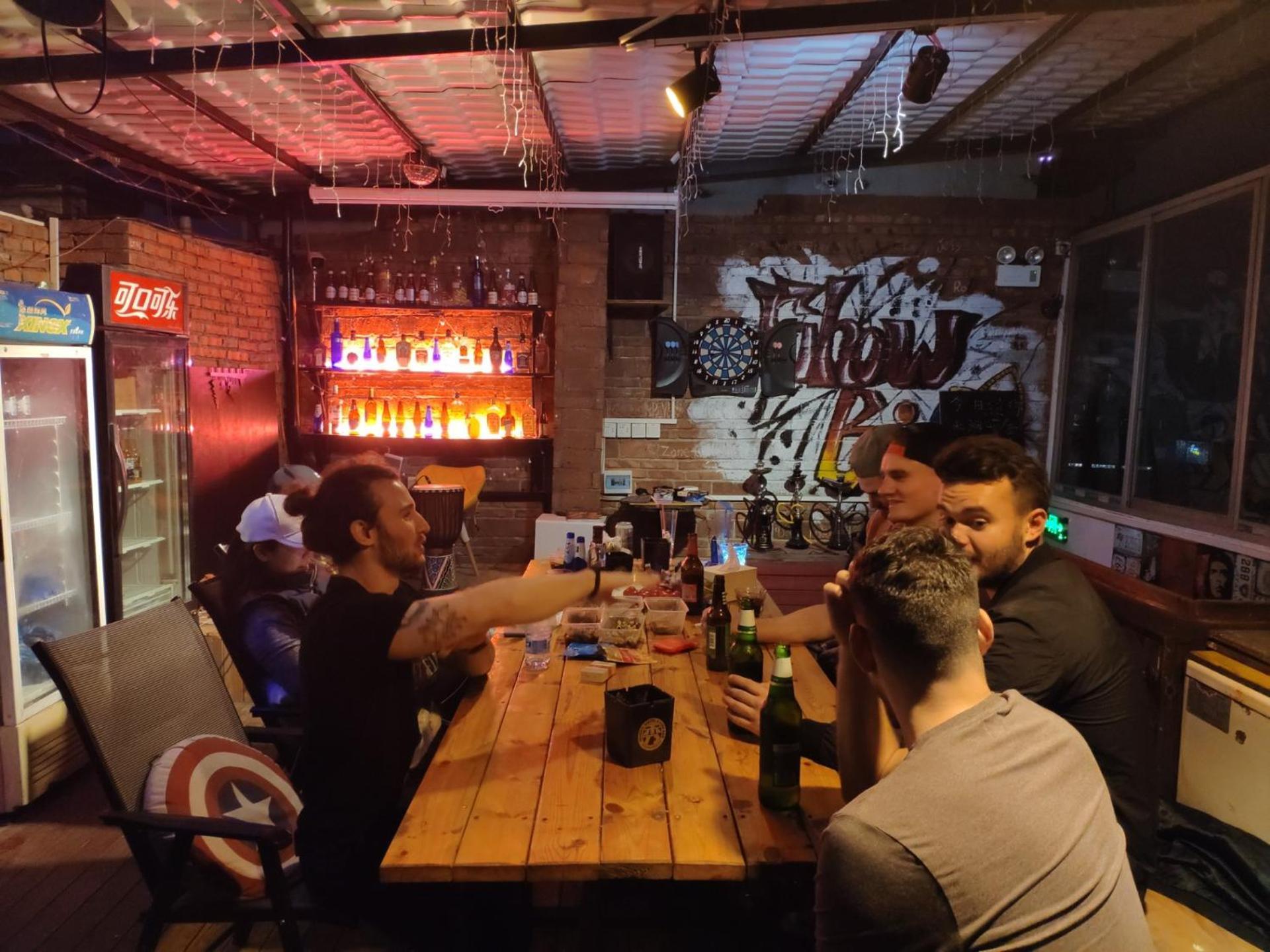 Showbiz Hostel Yangshuo Dış mekan fotoğraf